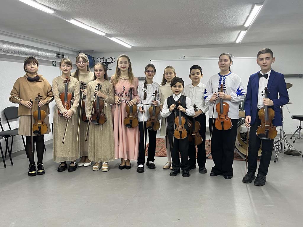 Академічний концерт учнів старших класів струнно-смичкового відділу