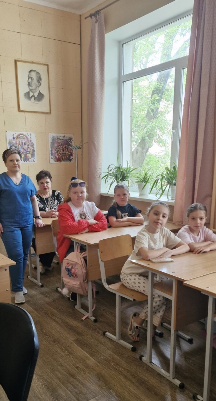 23 травня. Лекція до Дня Героїв України на тему: "Вшануймо пам'ять всіх Героїв України