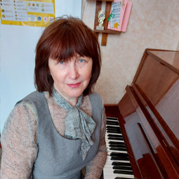 Ніна Кустарева