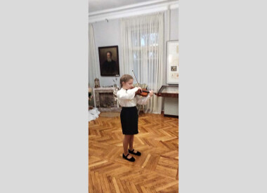 Виступ учнів в музеї В.Г.Короленка до Дня Збройних сил України і Дня Святого Миколая