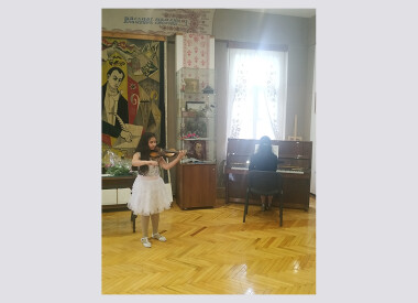 Участь у літературно-музичній програмі "Мелодії дитячих мрій"