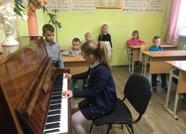 Свято першокласника для учнів школи