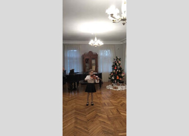 Виступ учнів в музеї В.Г.Короленка до Дня Збройних сил України і Дня Святого Миколая