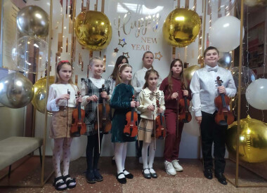 Академічний концерт учнів молодших класів на струнно-смичковому відділі