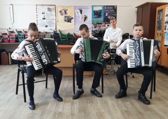Тріо акордеоністів " Лтава"
