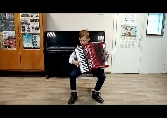 Ю Гаврилов "Колобок" виконує Ієвлєв Владислав учень викладача Інни Чирнички