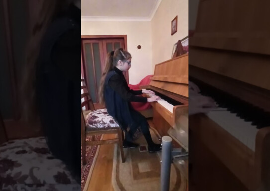 Л.Волошіна "Лялька Барбі" виконує Марія Шаліна , викл. Ольга Горбушкіна