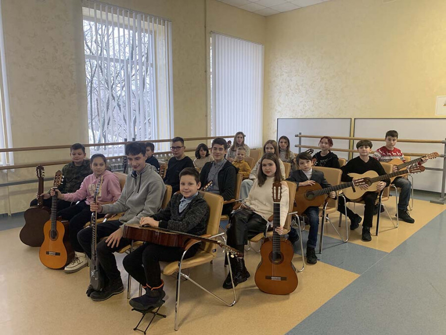 Академконцерти народний відділ (струнний)